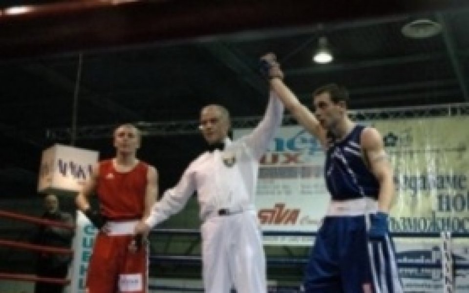 Далаклиев спечели медал за България от Европейското по бокс