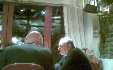 Грант и Велев хапнаха за един бон, изпекоха погача за израелеца