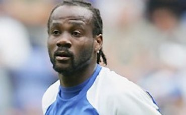 Шимбонда иска трансфер в Лион