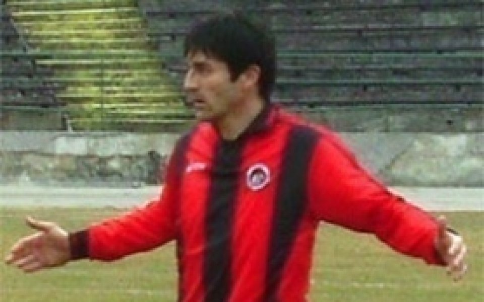 Диян Дончев 99% в Славия