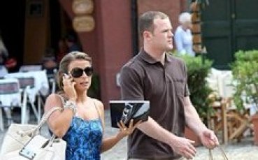 Колийн Рууни посрещна Св. Валентин с приятелки