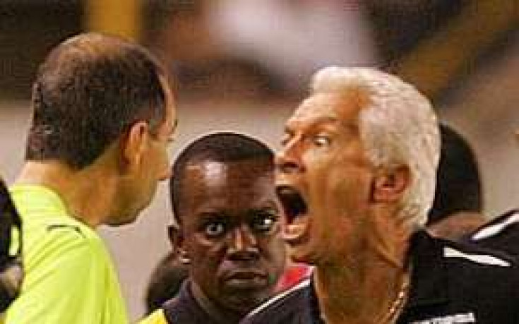 Екшъни в Бразилия, полиция успокоява Емерсон Леао