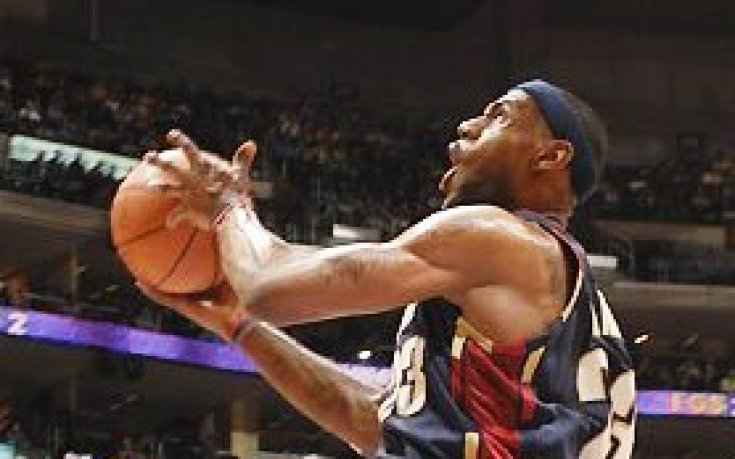 Кливлънд застига Лейкърс