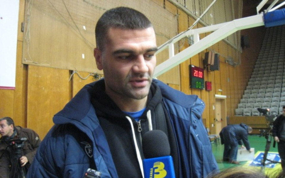 Васил Евтимов: Гордея се с България, чакам с нетърпение да играя за националния