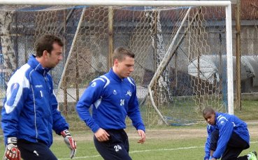 Хичо с къса коса, приятелката му Сузи го одобри по снимка