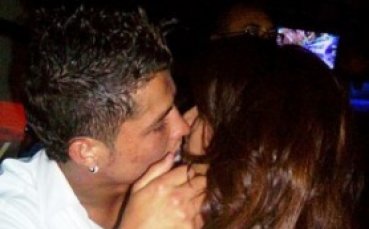 Роналдо си търси жена, която да прилича на майка му