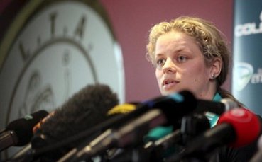 Серена приветства завръщането на Клайстерс