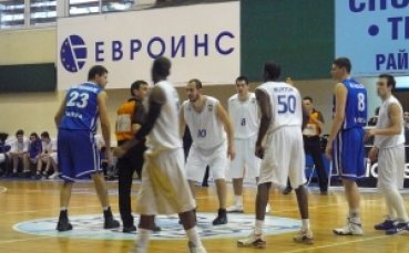 Баскет-дерби във Варна нямаше
