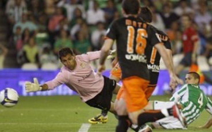 5 гола и 4 червени картона на Осасуна – Малага