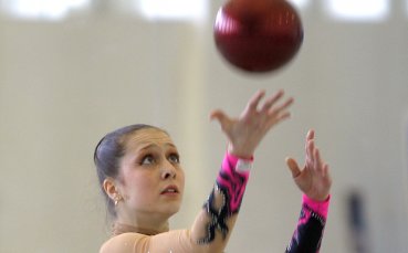 Митева с две пети и две седми места на финалите в Израел