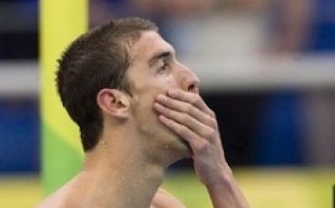 В САЩ се чудят каква е връзката между мис Калифорния и Фелпс