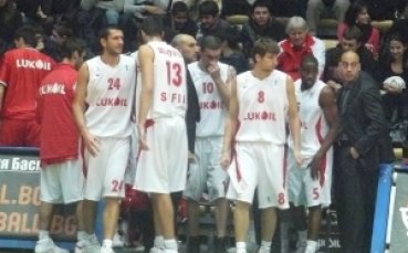 Безпроблемна победа за Лукойл във Варна