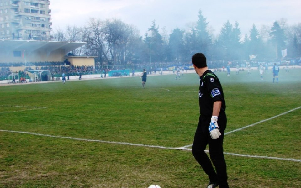 Петков, Йовов и Милиев ще раздават автографи