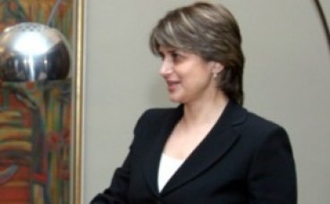 Весела Лечева поздрави алпинистите Петя и Камен Колчеви