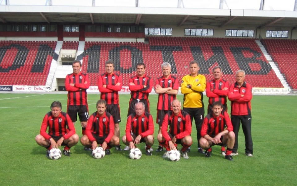 Ветераните не се дадоха на медиите