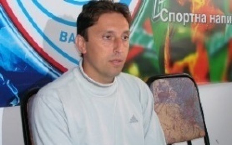 Орела пое Спартак Варна