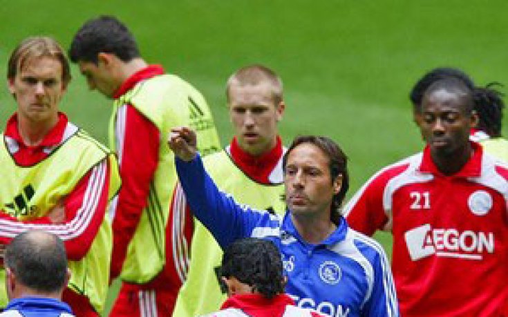 Почина легендата на Аякс Боби Хаармс