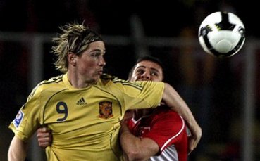 Торес и половинката му на меден месец