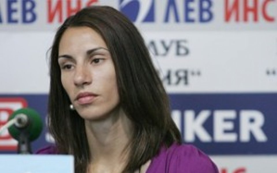 Допинг-ченгетата търсят Стамболова още преди да е пристигнала в Белград