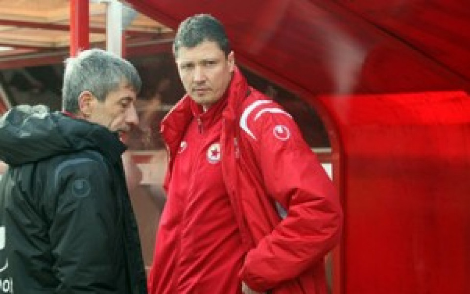 Ради Здравков: Има футболисти, на които им трябва международен опит