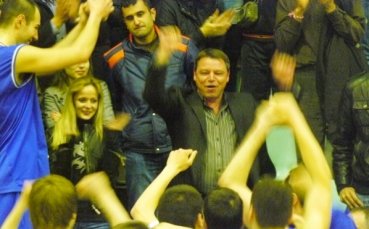 Данаил Петров