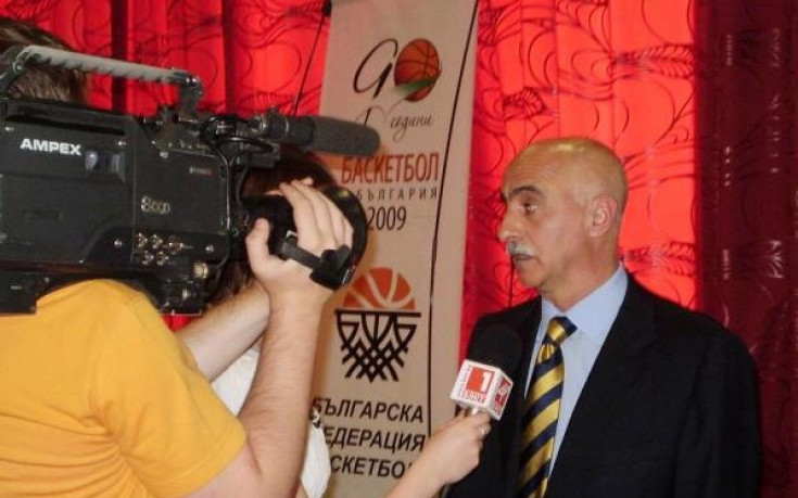 Бусета за баскетболистките: Доволен съм, има напредък