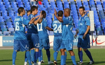 „Сините” гонят по 70 хиляди евро срещу Дебрецен