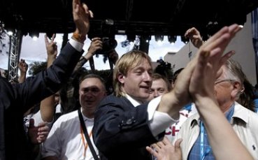 Плюшченко имал предложение от семейство Бекъм