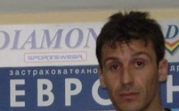 Николай Атанасов не успя да се класира за финала на скок на дължина
