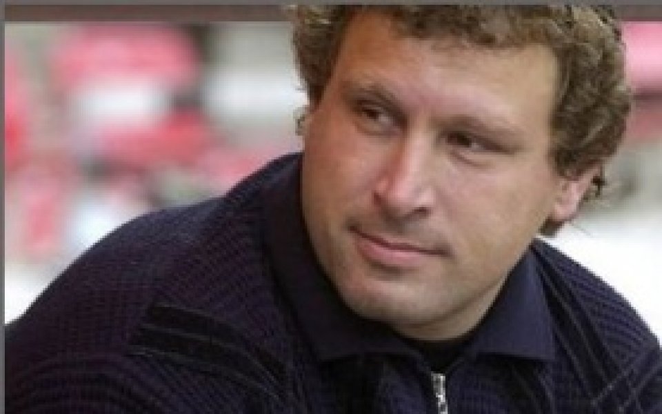 Испанец и поляк на крачка от Славия