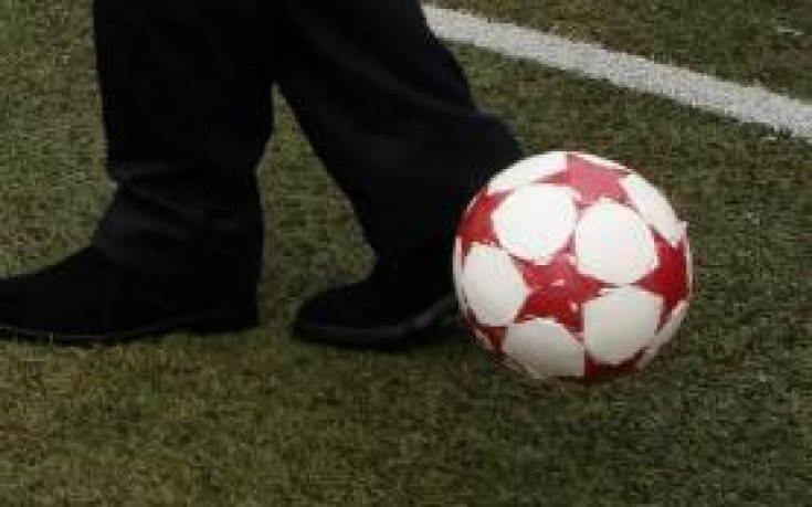 Анголски футболист почина на терена