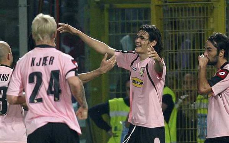 Кавани раздвоен между Ювентус и Челси