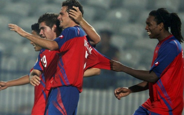 Драматичен успех прати Коста Рика на полуфиналите