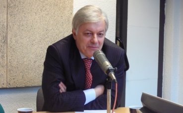 Михов: Не сме стигнали дъното, има още къде да дълбаем