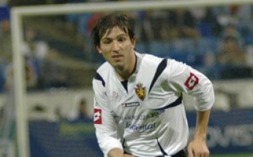 Алберт Селадес спира с футбола