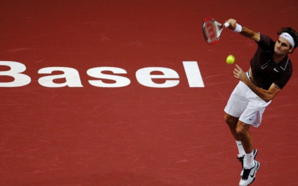 Федерер във втория кръг на турнира в Базел