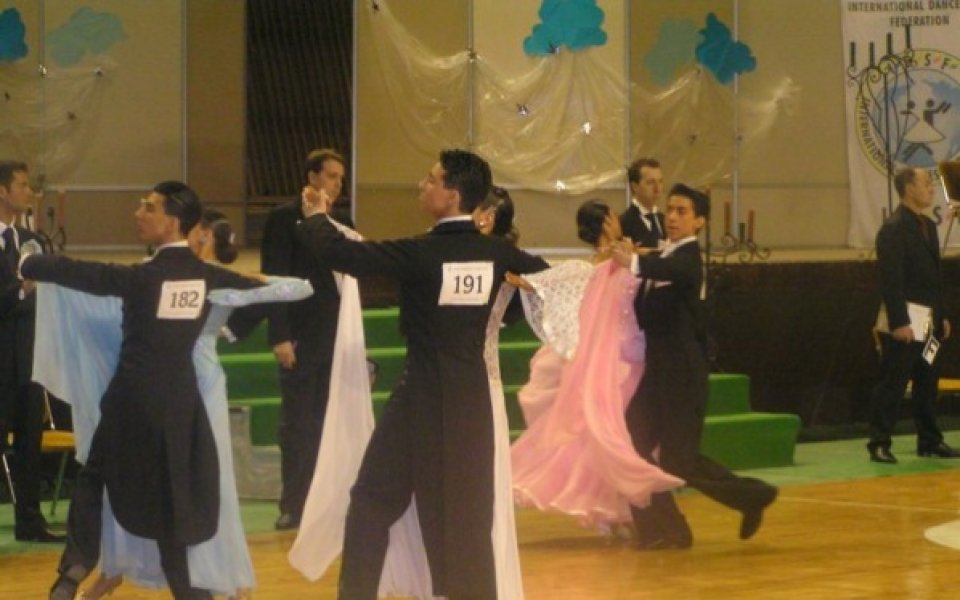Българска двойка спечели турнир по спортни танци в Анкара