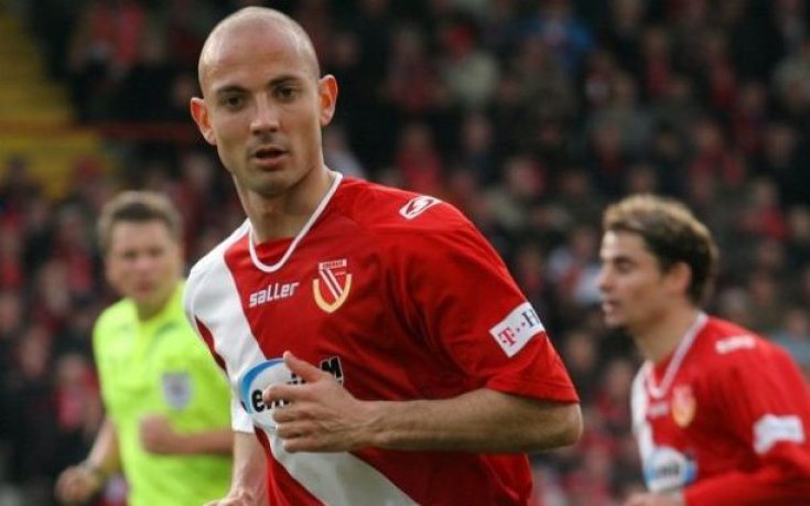 Победа за Ангелов и равен за Янков в Германия