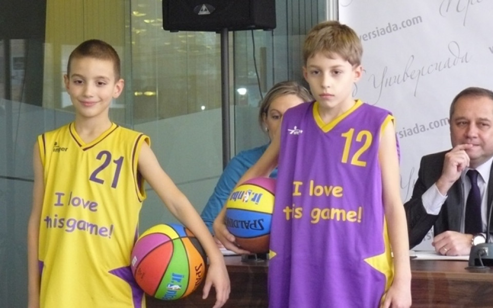 Левски даде старт на баскетболен проект в 11 училища, прави коледен турнир