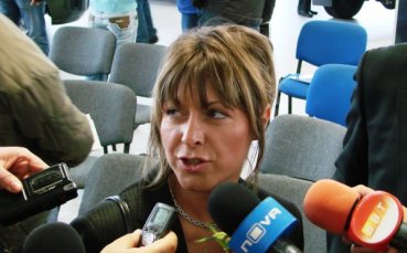 Галя Топалова: Реални преговори има само за Даксон
