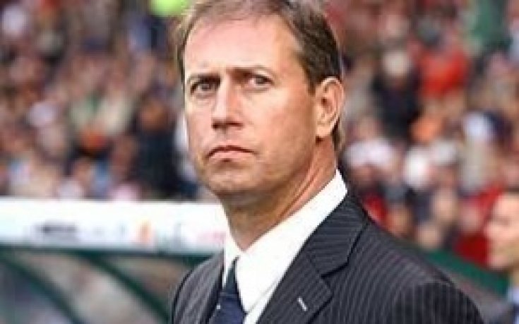 Сент Етиен уволни Ален Перен