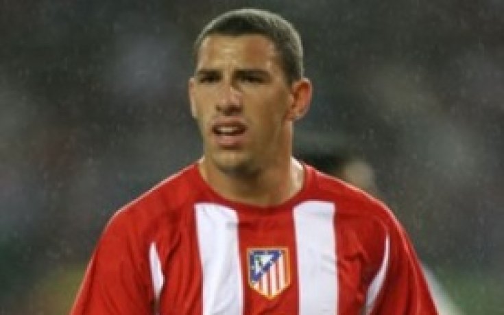 Ливърпул иска Макси Родригес под наем