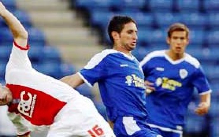 Лестър иска защитник на Арсенал за заместник на Тунчев