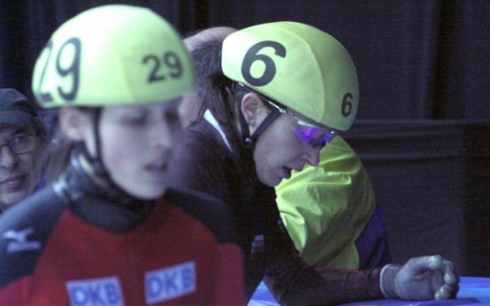Раданова се класира за финала на 1500 метра