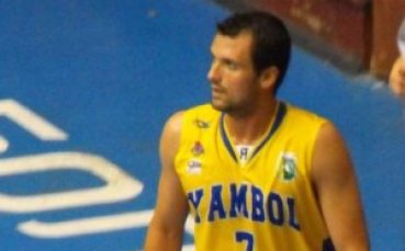 Ямбол се разправи със Спартак Плевен