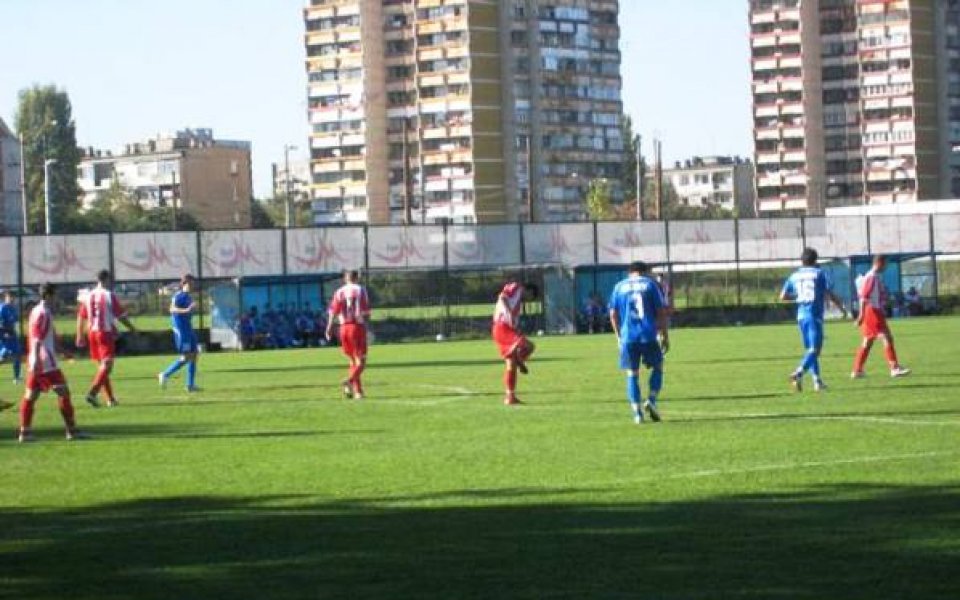 Нотингам Форест прати покана на Чавдар Етрополе за мач в Англия