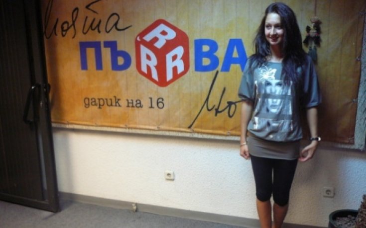 Нина Рангелова спечели два златни медала в първия ден на ДП