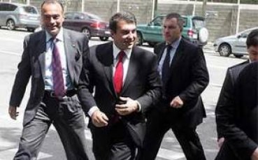 Лапорта и Фабрегас се срещнаха в Мароко