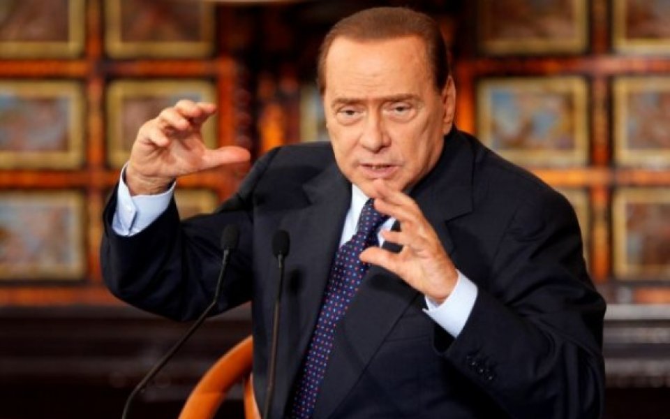 Берлускони се изцепи: Ако треньор бях аз, щяхме да сме шампиони