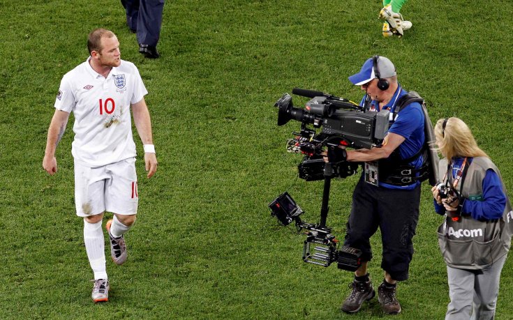 ВИДЕО: Рууни изригна срещу английските фенове